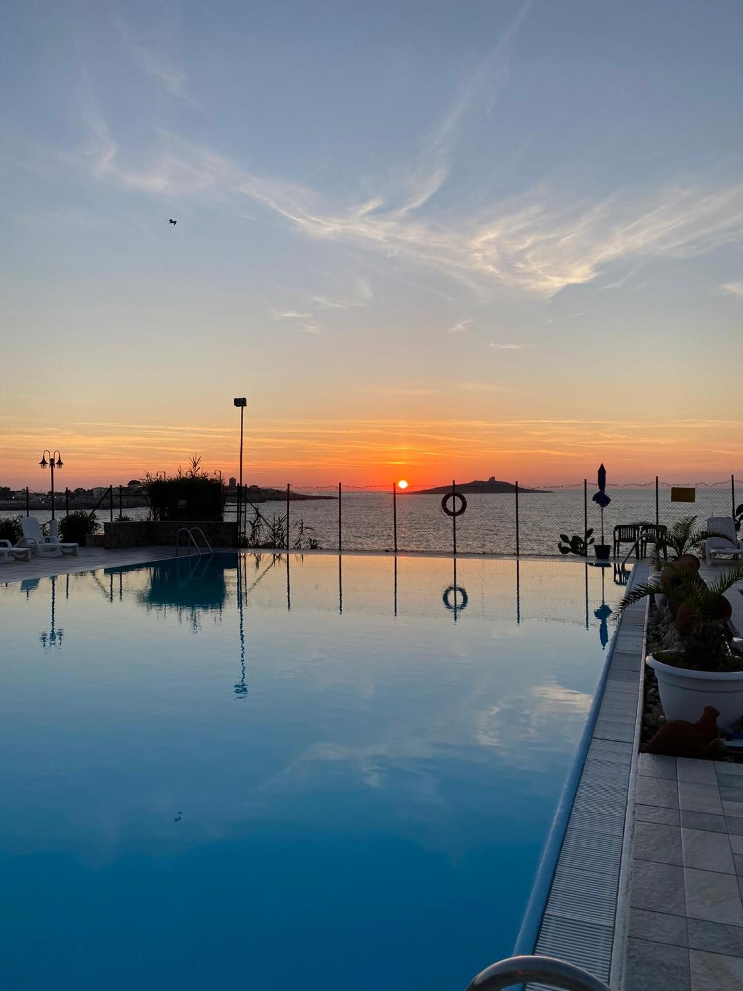 Scogliera Azzurra Hotel Isola delle Femmine Buitenkant foto